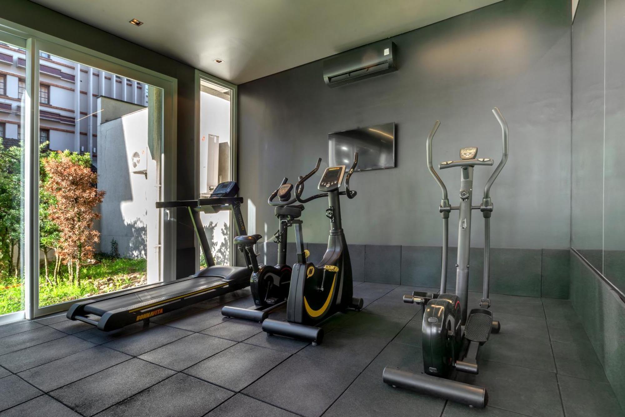 Hotel Laghetto Stilo Borges Gramado Extérieur photo A home gym