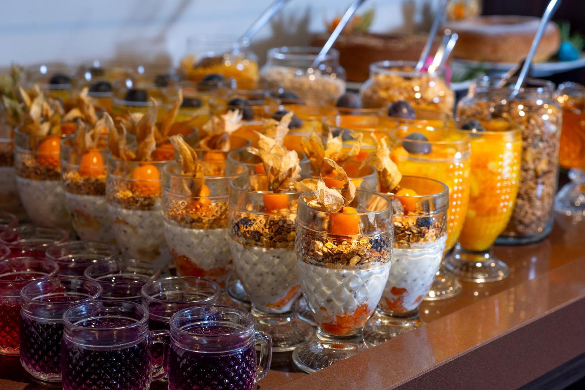 Hotel Laghetto Stilo Borges Gramado Extérieur photo Fruit salad